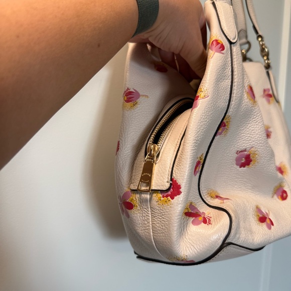 Coach Hallie Shoulder Bag Pop Floral‎ Print White Flowers Gold Pebble Leather - Picture 9 of 12
